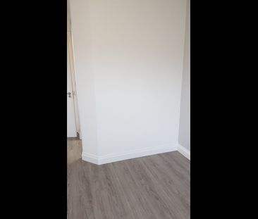 3 Bed Maisonette, Silverleigh Road, CR7 - Photo 2
