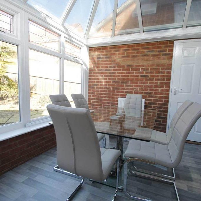 House share to rent - Photo 1