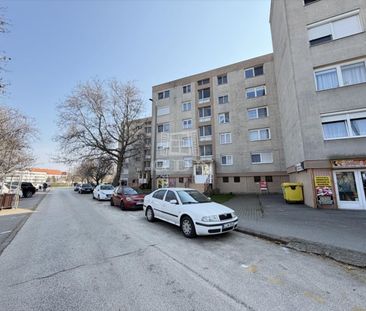 Kiadó jó állapotú panel lakás - Székesfehérvár - Fotó 5