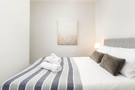 1 Bed Flat, Dover Place, BS8 - Photo 5