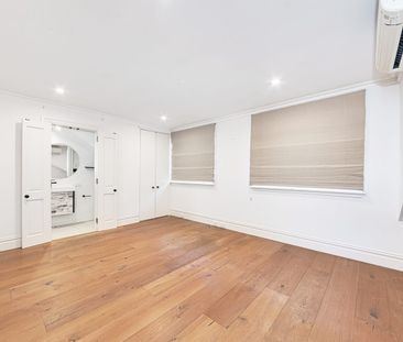 Stunning 6.3m Wide Terrace of Grand Proportions - Photo 4