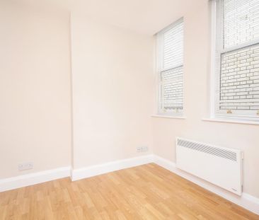 2 bedroom maisonette to rent - Photo 1