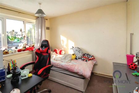 4 bedroom detached house to rent - Photo 5