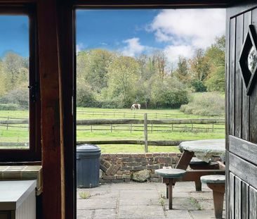 3 bedroom barn conversion to rent - Photo 1