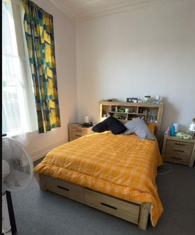 Great 2 Bedroom Flat - Photo 2