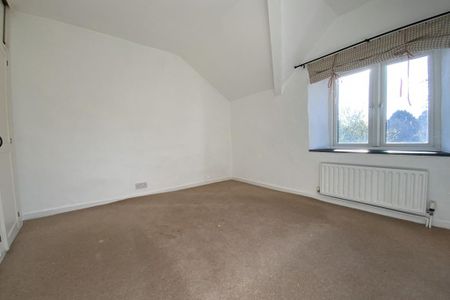 2 bedroom end of terrace house to rent - Photo 4