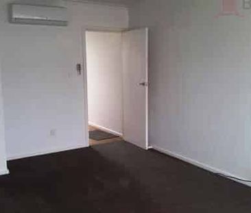 Attractive One bedroom Apartment - Photo 3