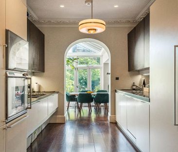 5 bedroom detached house to rent - Photo 3