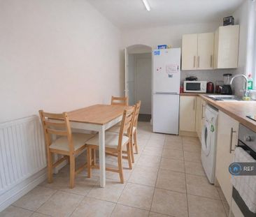3 bedroom terraced house to rent - Photo 4
