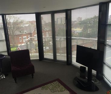 2 bedroom flat to rent - Photo 5