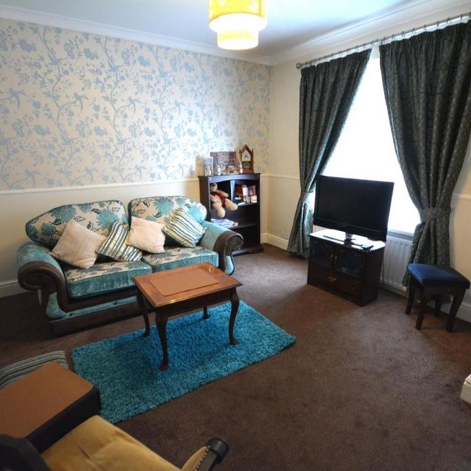 2 bedroom terraced house to rent - Photo 1