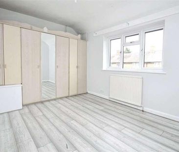 Rowdowns Road, Dagenham, RM9 - Photo 6