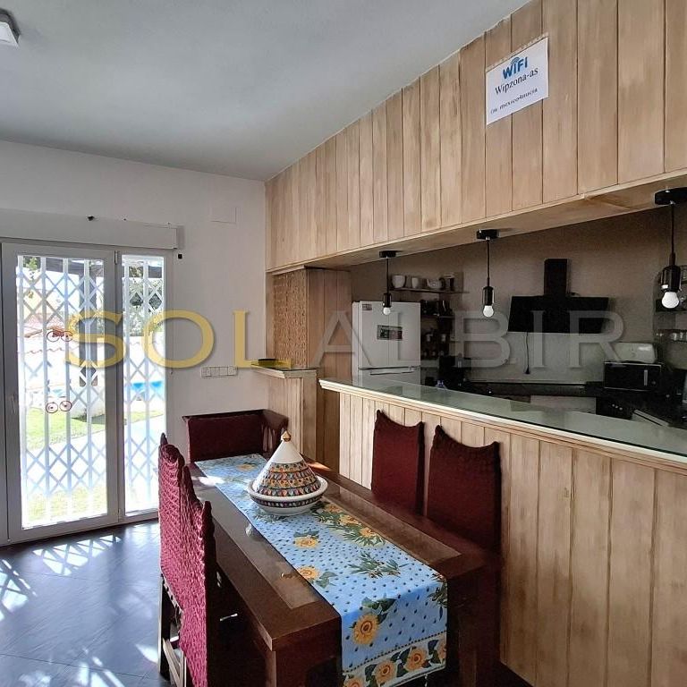 3 Bedrooms Villa in La Nucia Alicante (Costa Blanca) - Photo 1