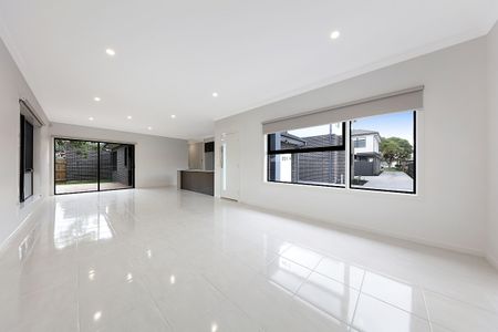 4/25 Clyde Street, Newport VIC 3015 - Townhouse For Rent | Domain - Photo 5