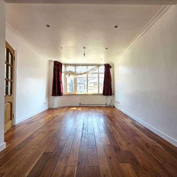 Elgin Avenue, Harrow, HA3 - Photo 1