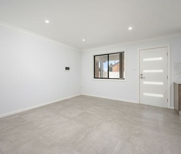 Elegant&comma; Two Bedroom Granny Flat&excl;&excl; - Photo 2