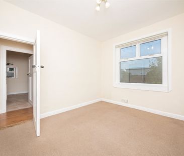 2 bedroom semi-detached bungalow to rent - Photo 1