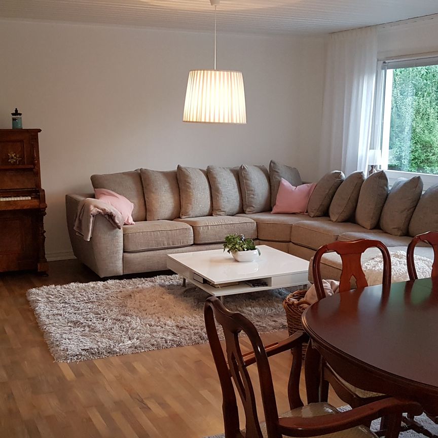 Enplans hus 5 rum och kök - Foto 1