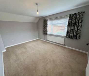 1 bedroom semi-detached bungalow to rent - Photo 4