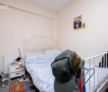 4 bedroom terraced house to rent - Photo 4