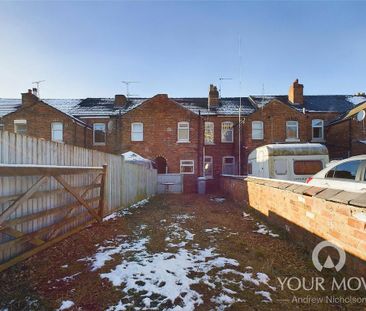 2 bedroom terraced house to rent - Photo 2
