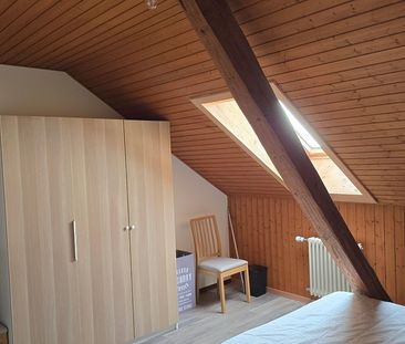 Charmant appartement de 3 pièces avec vue au cœur de Neuchâtel - Photo 2