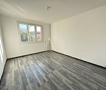 Location Appartement 3 pièces 79m² - Photo 3