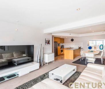 South Perth Serenity&comma; Available Now&excl; - Photo 3