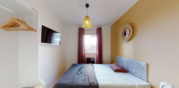 MASSEOT L Roommate 2 Bedrooms at Rouen - Photo 2