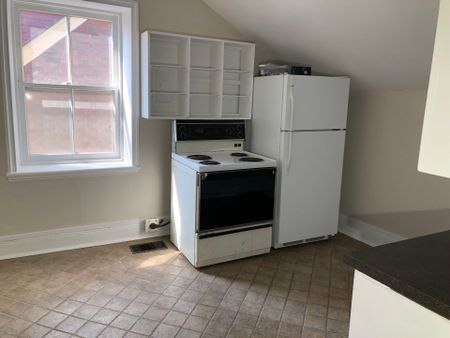 For Lease - 96 Arthur Street Unit# B, Guelph, Ontario - Photo 3