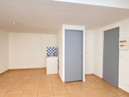Appartements 25.3 m² - 1 pièce - Narbonne (11100) - Photo 4