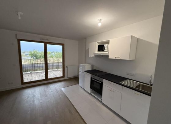 location Appartement T1 DE 33.32m² À SAINT CYR L'ECOLE - Photo 1