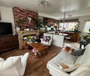 2 Bed Semi-Detached House, Neville Grove, LS9 - Photo 2