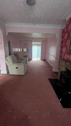 4 bedroom terraced house to rent - Photo 1