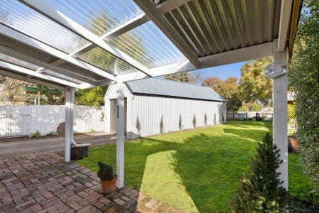 408 Eureka Street, Ballarat East - Photo 2