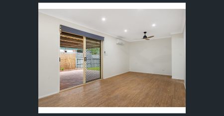 Warm Family Home - Photo 3