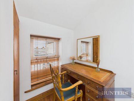 3 bedroom House To Let Total Size: 1018 SQ FT - Photo 5