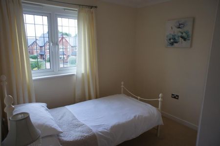 2 bedroom apartment to rent - Photo 5