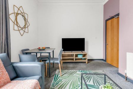 5 bedroom flat to rent - Photo 3