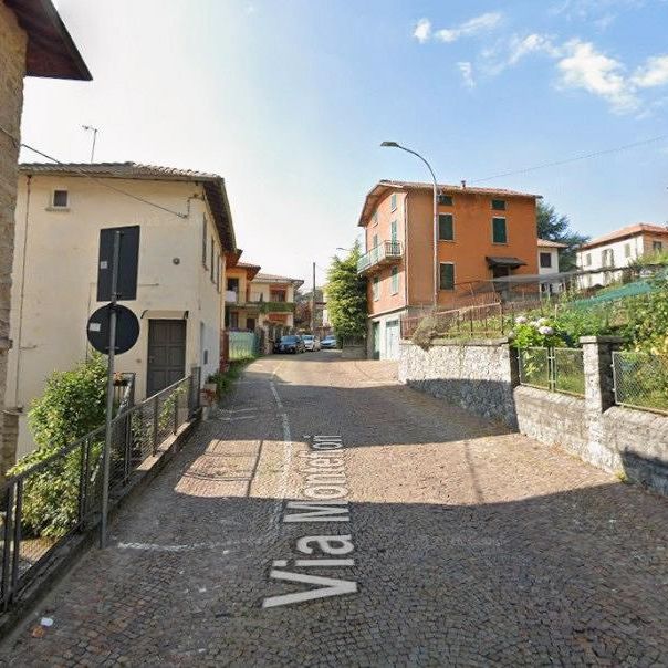 Trilocale con balcone ad Esino lario - Photo 1