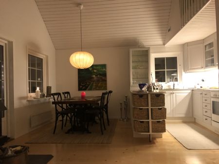 Ljust och välplanerat hus med sjöutsikt i Värmdö! - Photo 5