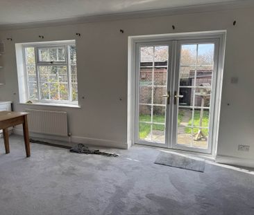 Peter Weston Place, Chichester - Photo 1