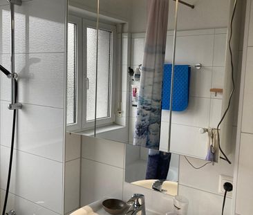 SUPER LAGE! ZENTRAL & RUHIG. Hübsche Wohnung mit Balkon, Einbauküch... - Photo 5