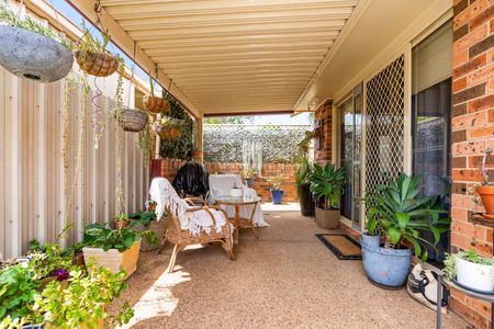 Home For Rent - Photo 4