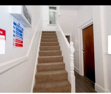 Room in a Shared House, Green Lane, IG3 - Photo 5