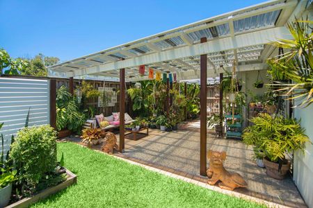 Sensational Contemporary Mudgeeraba Home - Photo 5