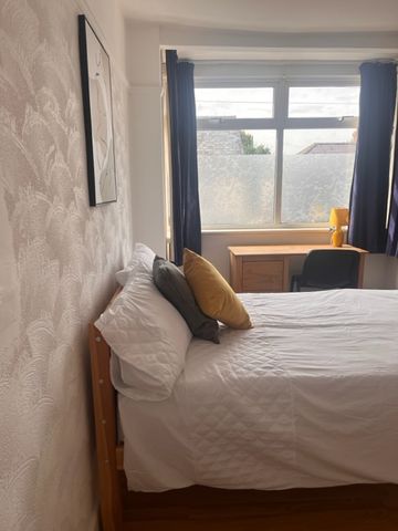 St Martins Road - Photo 5