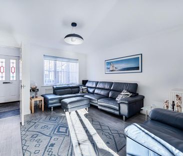 3 bedroom terraced house to rent - Photo 1