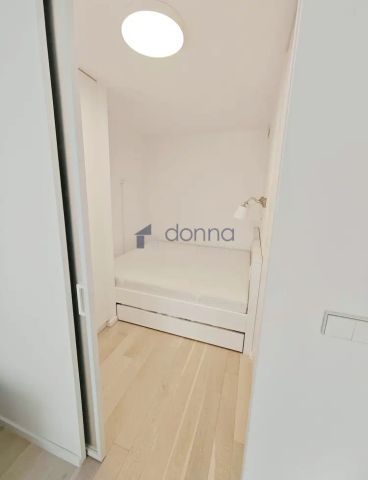 Pronájem bytu 2+kk/T 46 m - Fotografie 3