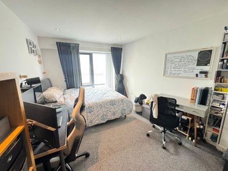 Alexandra Tower, L3 - Photo 3